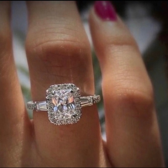 Jewelry - .925 Sterling Silver 5 Carat Moissanite Diamond